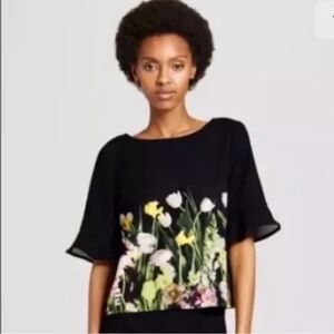 Victoria Beckham for Target Black Tulips Short Sleeve Blouse, Extra Small